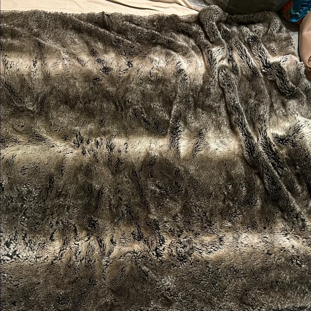 CB2 Faux Fur Throw Blanket in Light Gray